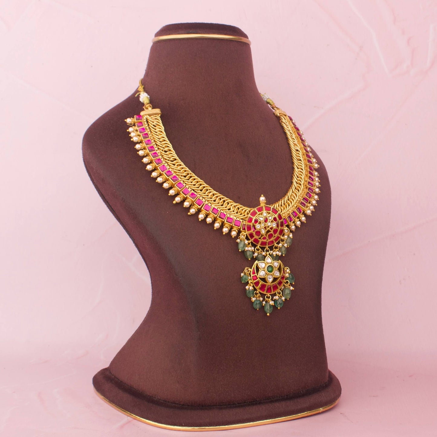 Traditional Jalebi Jadau Kundan Necklace With Emerald Beads
