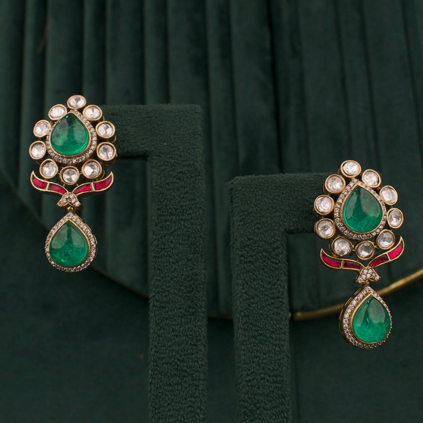 Trending Victorian Polki Fusion Kundan Necklace Set