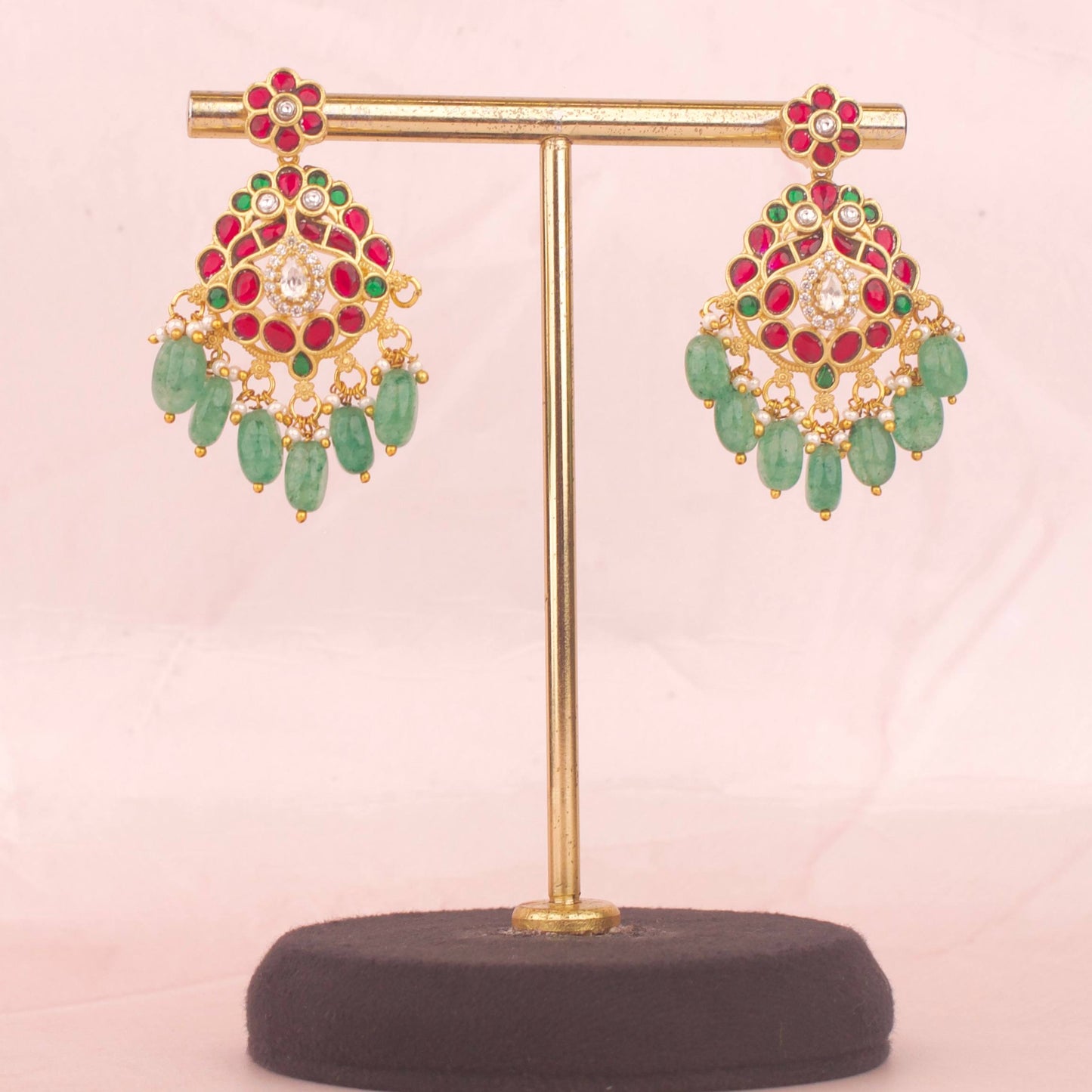 Timeless Jadau Kundan Necklace set With Matching Earrings