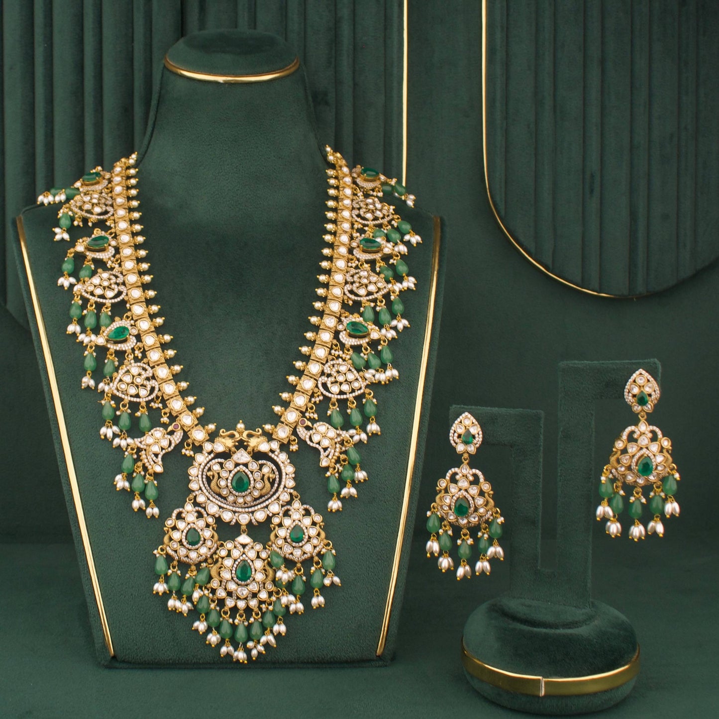 Bridal Necklace Set With Green Beads And Matching Earrings