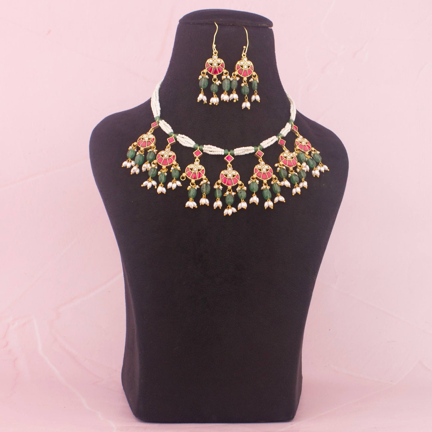Ethnic Jadau Kundan Necklace With Green Beads And Pearls