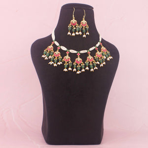 Ethnic Jadau Kundan Necklace With Green Beads And Pearls