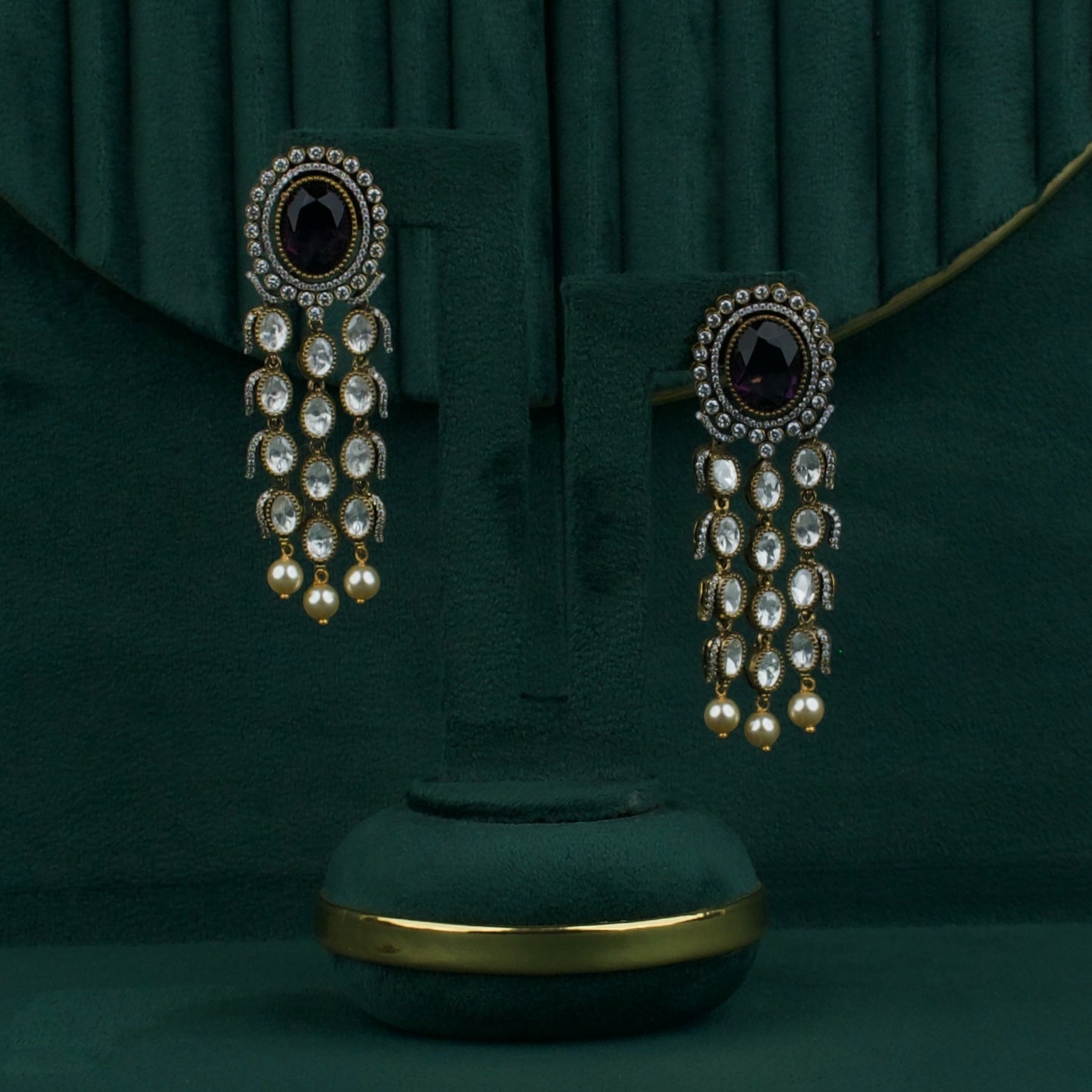 Regal Victorian Pearl and Garnet Necklace Set with Maang tikka