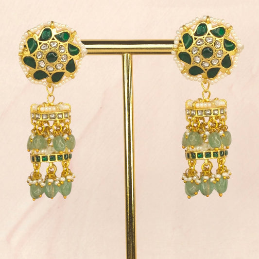 Emerald-Encrusted Jadau Kundan Jhumka Earrings