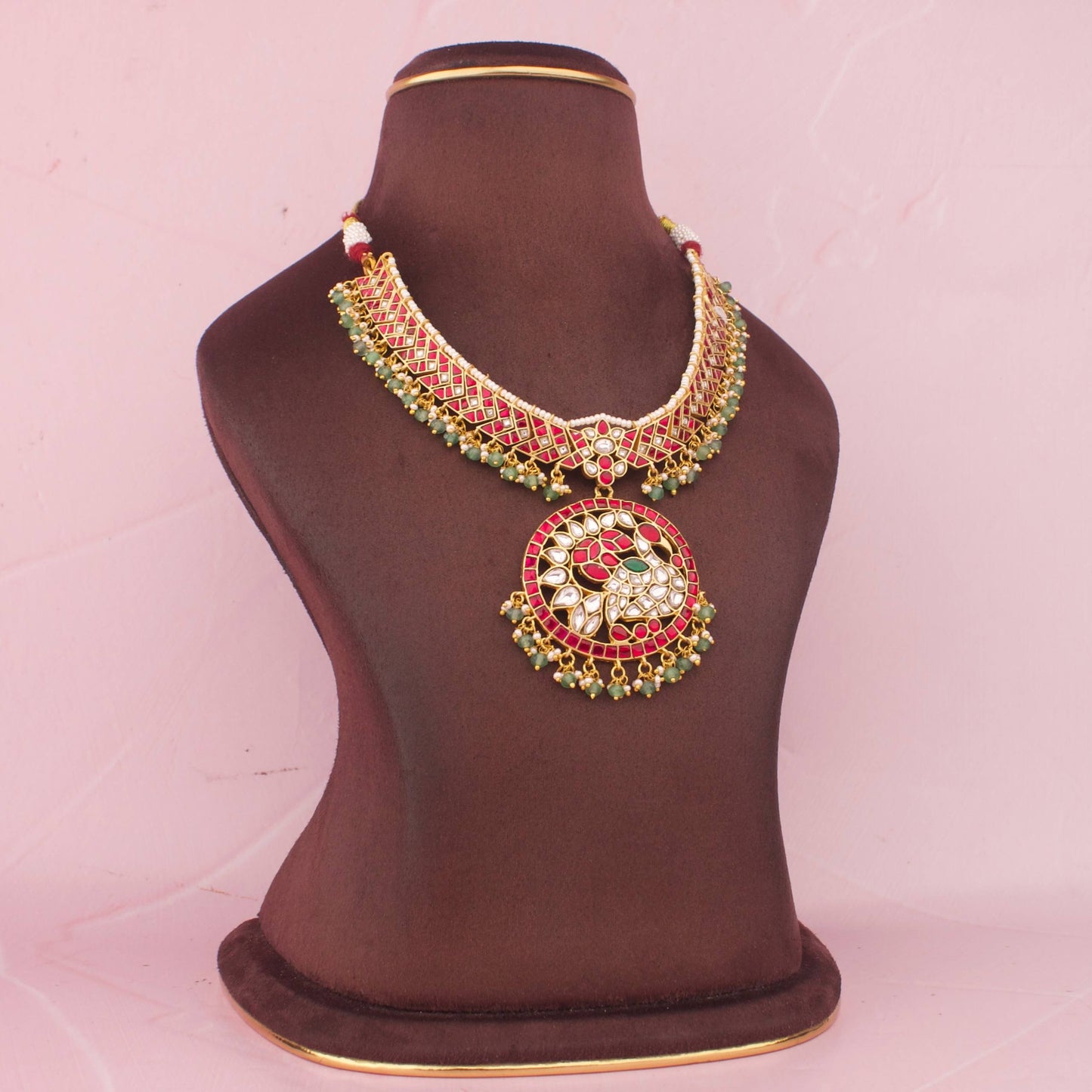 Jadau Kundan Short Necklace With Peacock Motif Locket