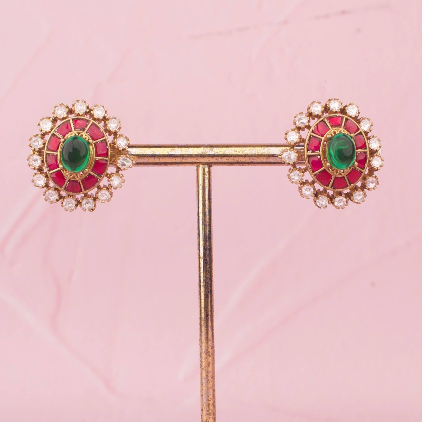 Jadau Kundan Necklace Set with Green Center Pendant