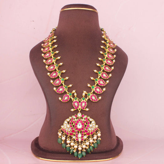 Regal Pink And Green Dual-Sided Mango Haram With Royal Pendant