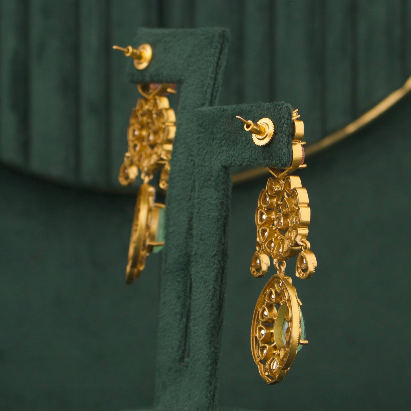 Exquisite Victorian Bridal Choker Necklace Set with Earrings And Maang Tikka