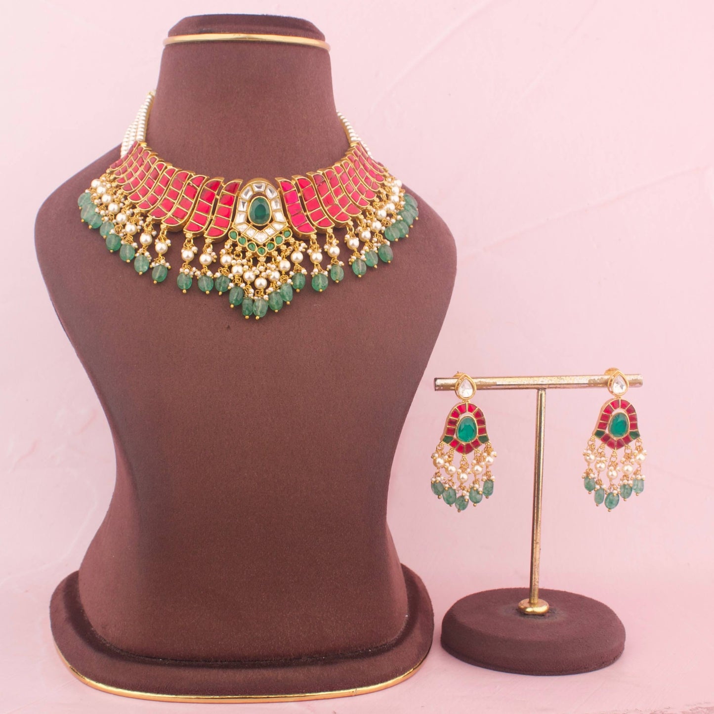 Ethnic Jadau Kundan Necklace Set With Green Beads And Earrings