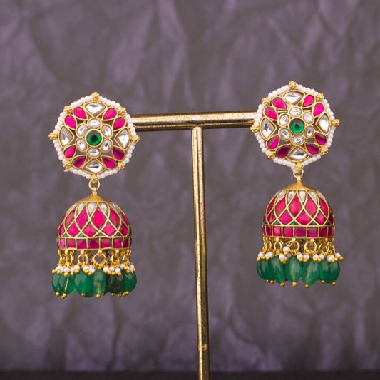 Radiant Jadau kundan Jhumki Earrings With Pearl Bordering