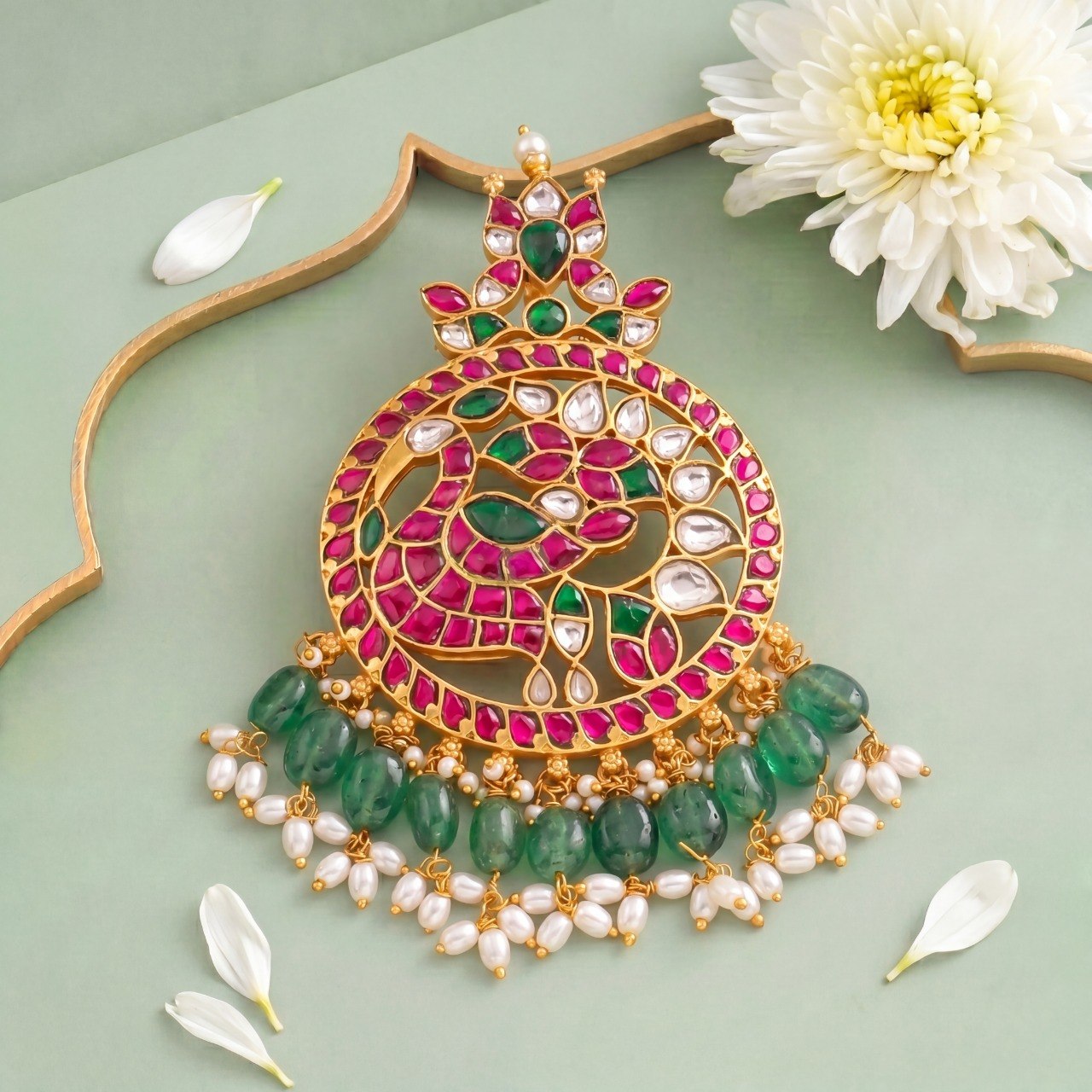 Bridal Jadau Kundan Pendant With Guttapusalu Hangings