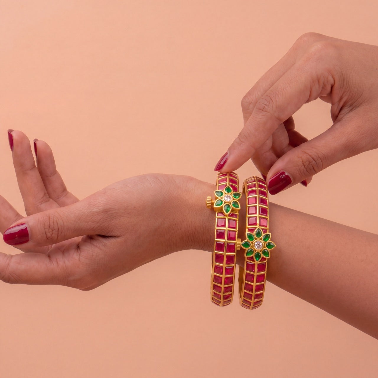 Traditional Floral Design Jadau Kundan Bangles