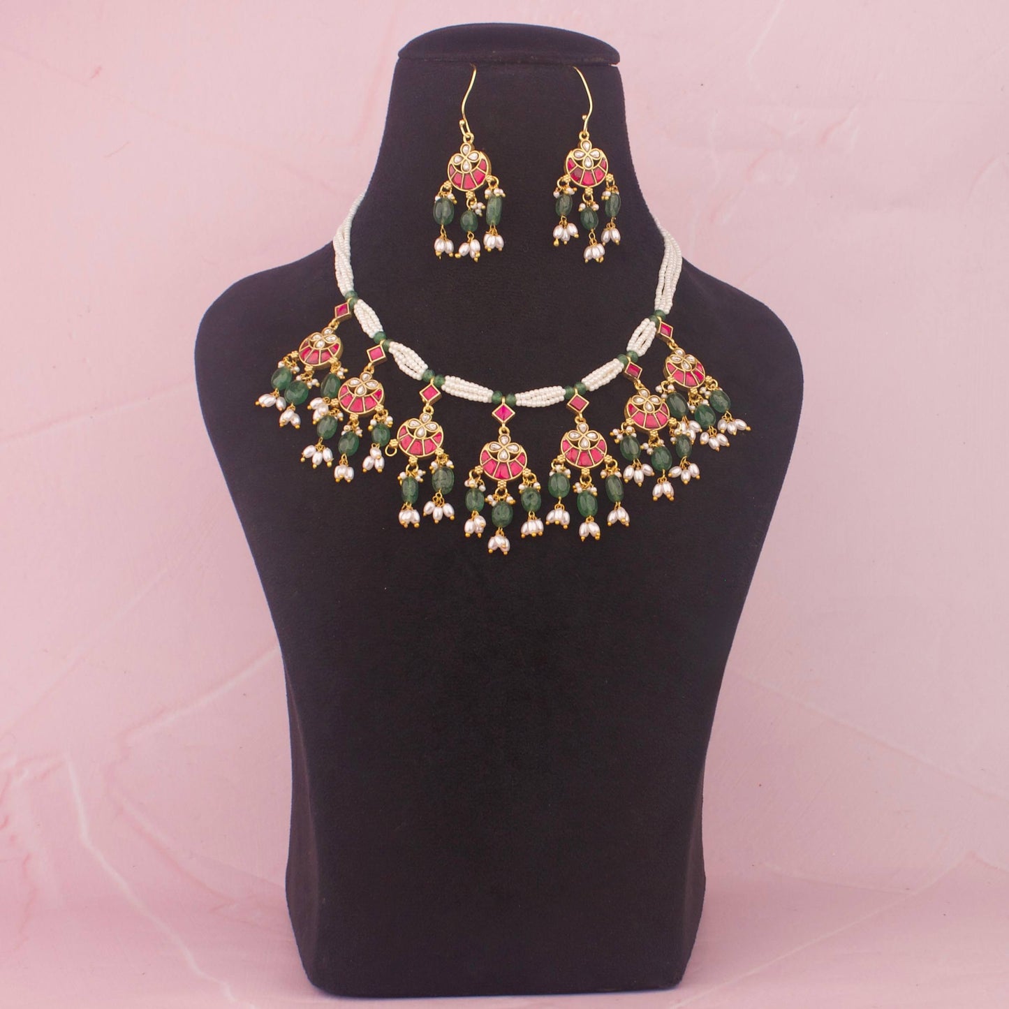 Ethnic Jadau Kundan Necklace With Green Beads And Pearls