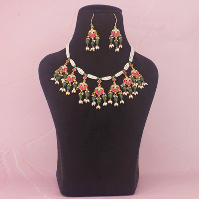 Ethnic Jadau Kundan Necklace With Green Beads And Pearls
