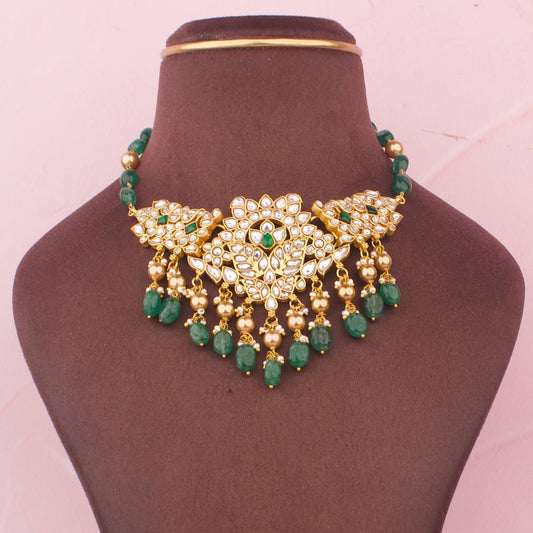 Antique Finish Kundan Choker Necklace With Green Drops