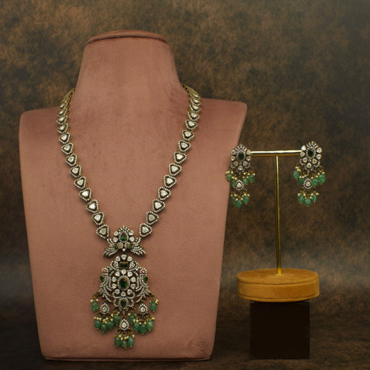 Long Victorian Polish Necklace with Matching Polki Earrings