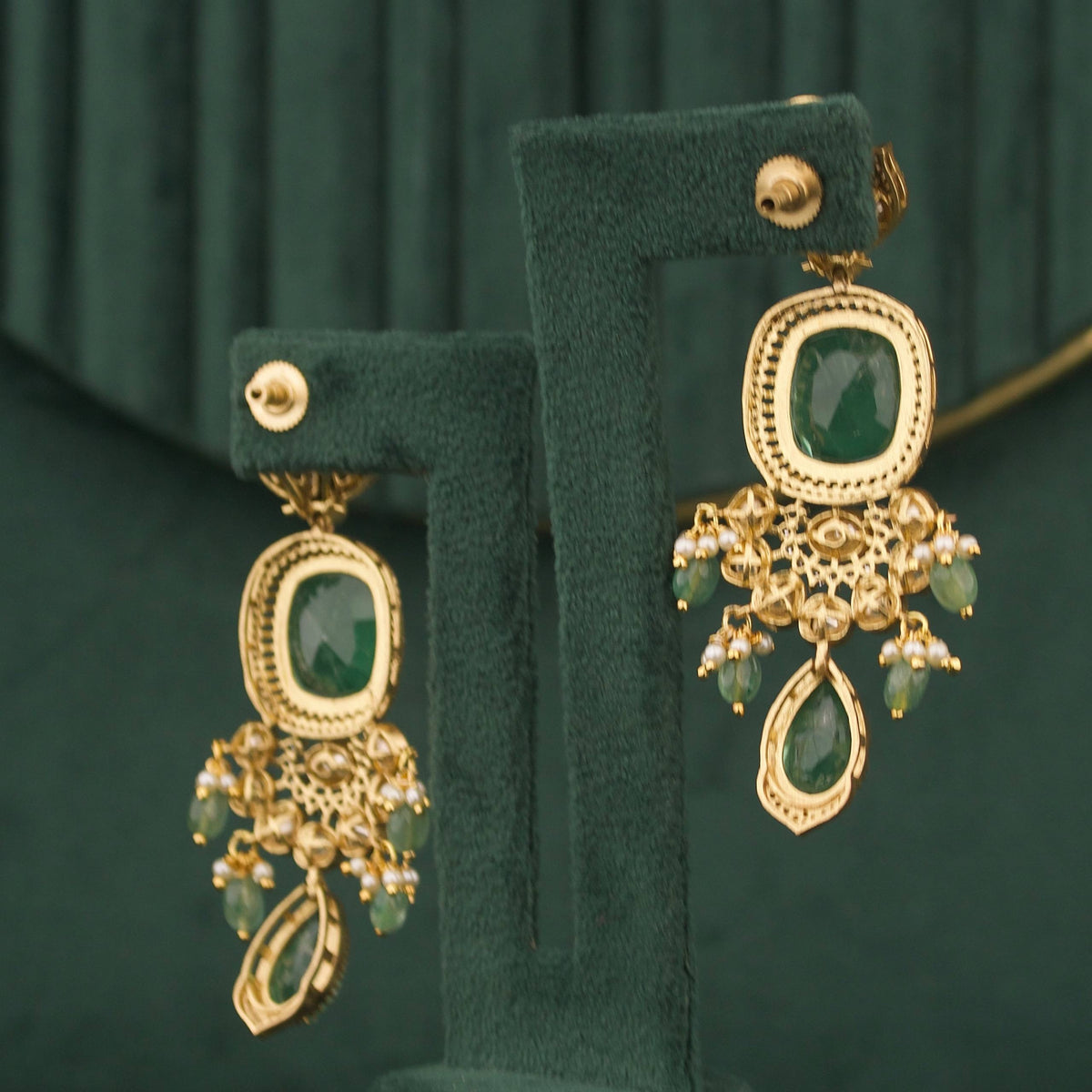 Royal Emerald Necklace Set With Matching Earrings
