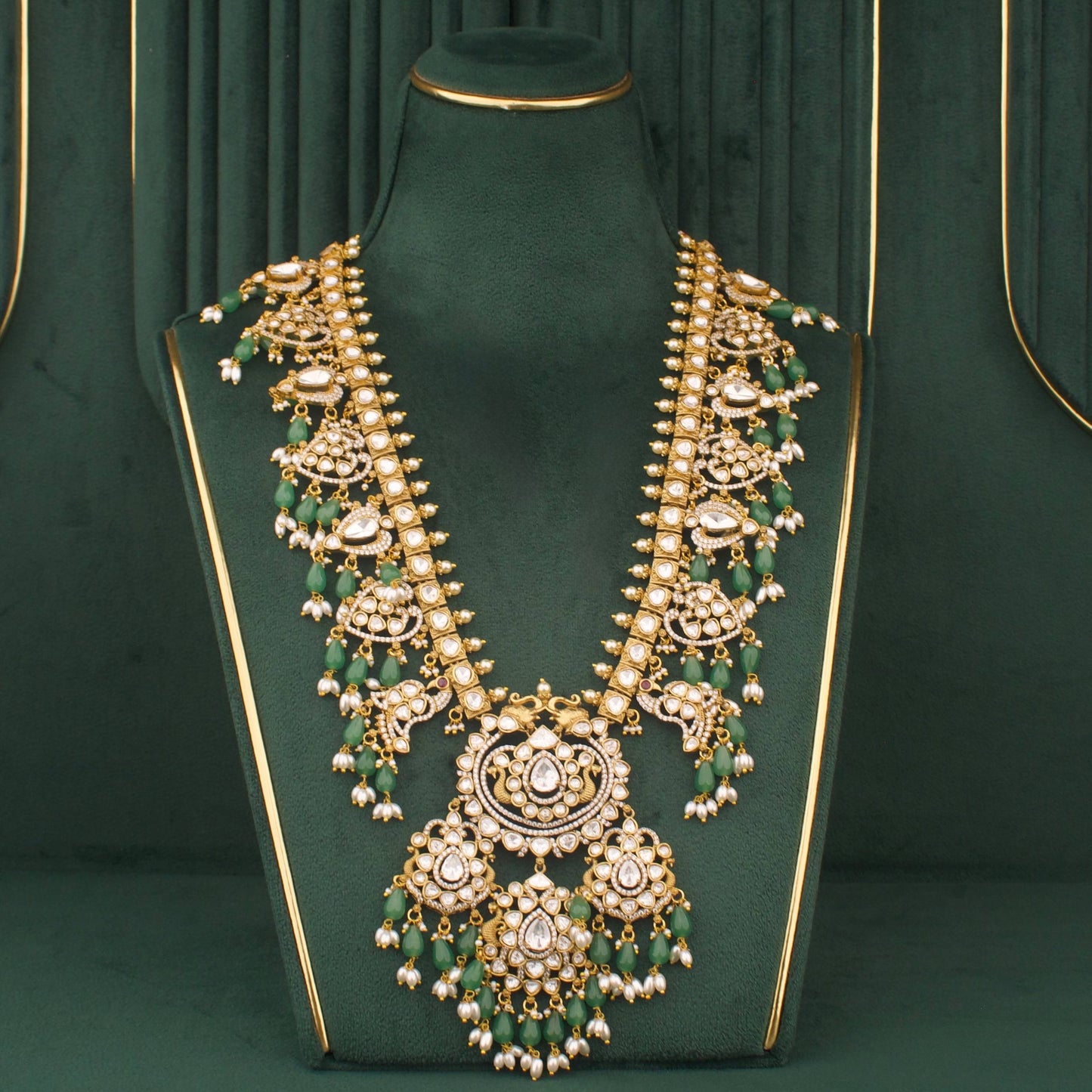 Bridal Necklace Set With Green Beads And Matching Earrings