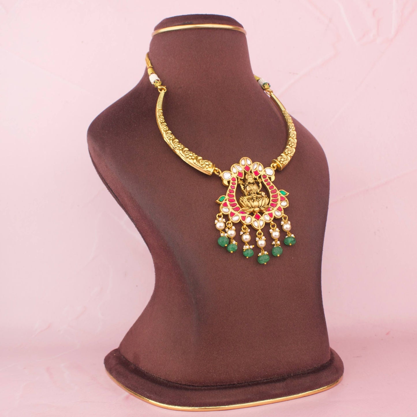 Classic South Indian Gold Finish Kanti Necklace