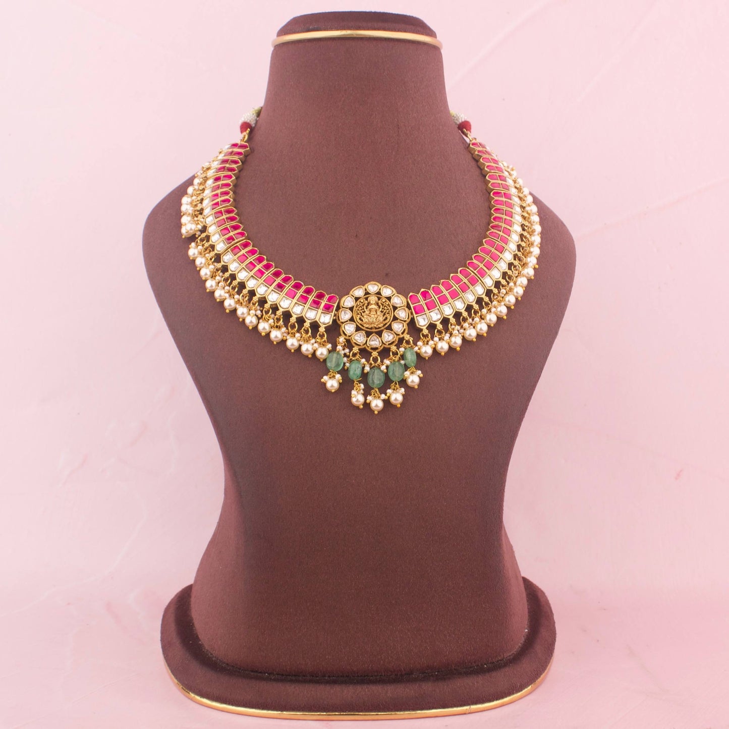 Sleek Jadau Kundan Necklace With Earrings