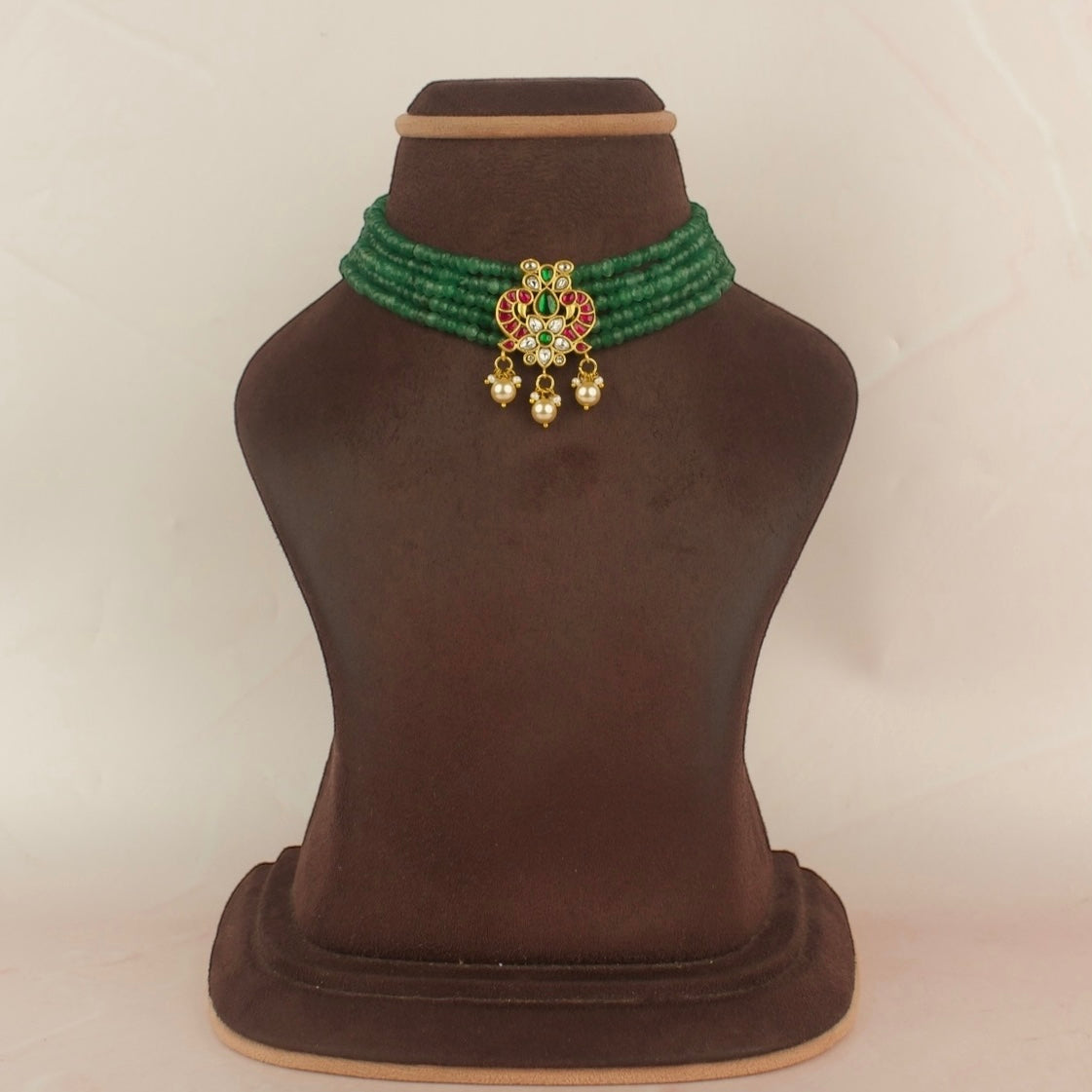 Sleek Jadau Kundan Beads Choker