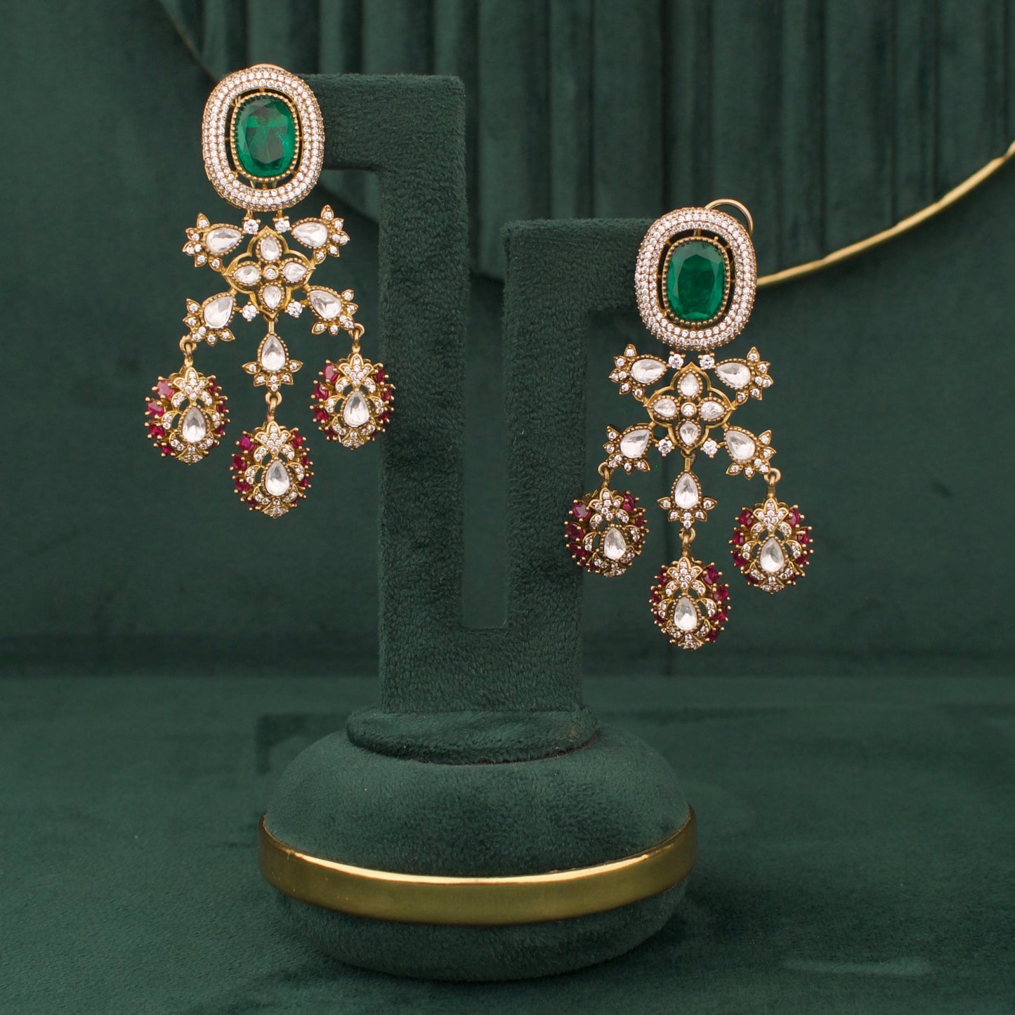 Royal Victorian Layered Polki Necklace Set With Emerald Green Stones And Matching Drop Earrings