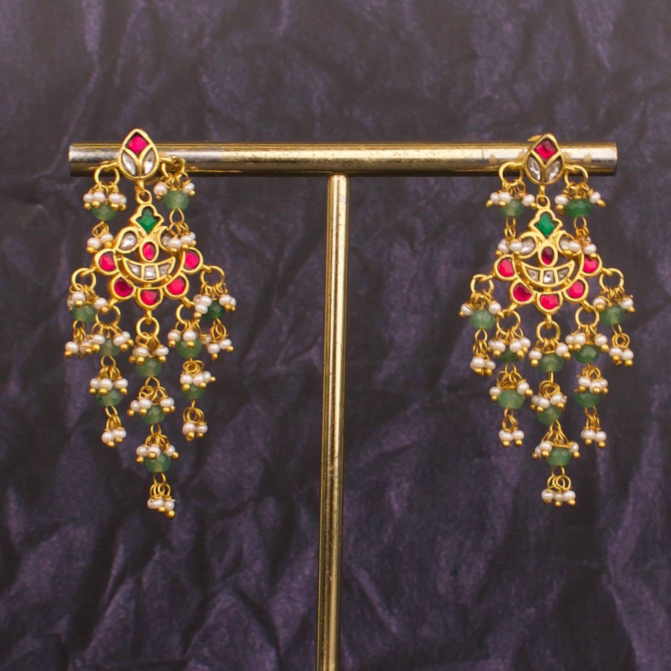 Sleek Jadau Kundan Hang Earrings