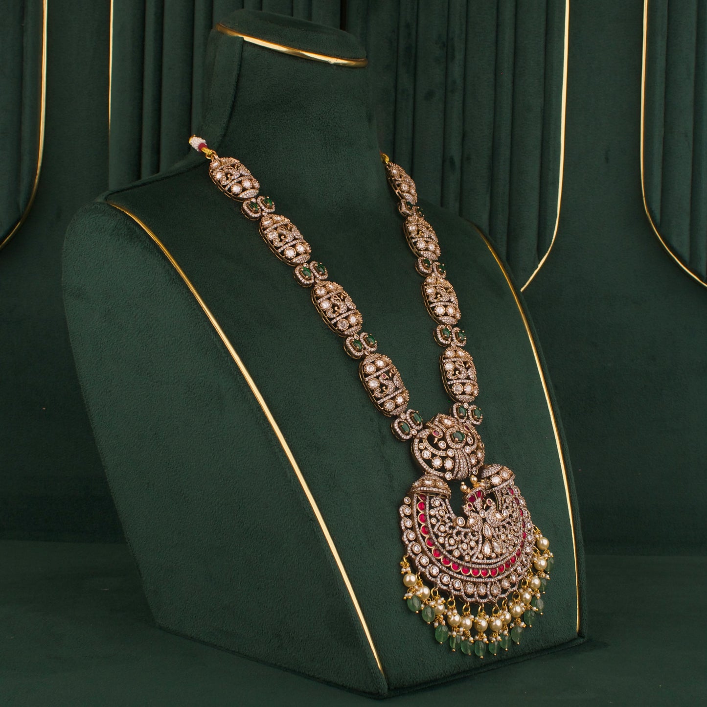 Big Chand Shaped Locket Victorian Necklace Set