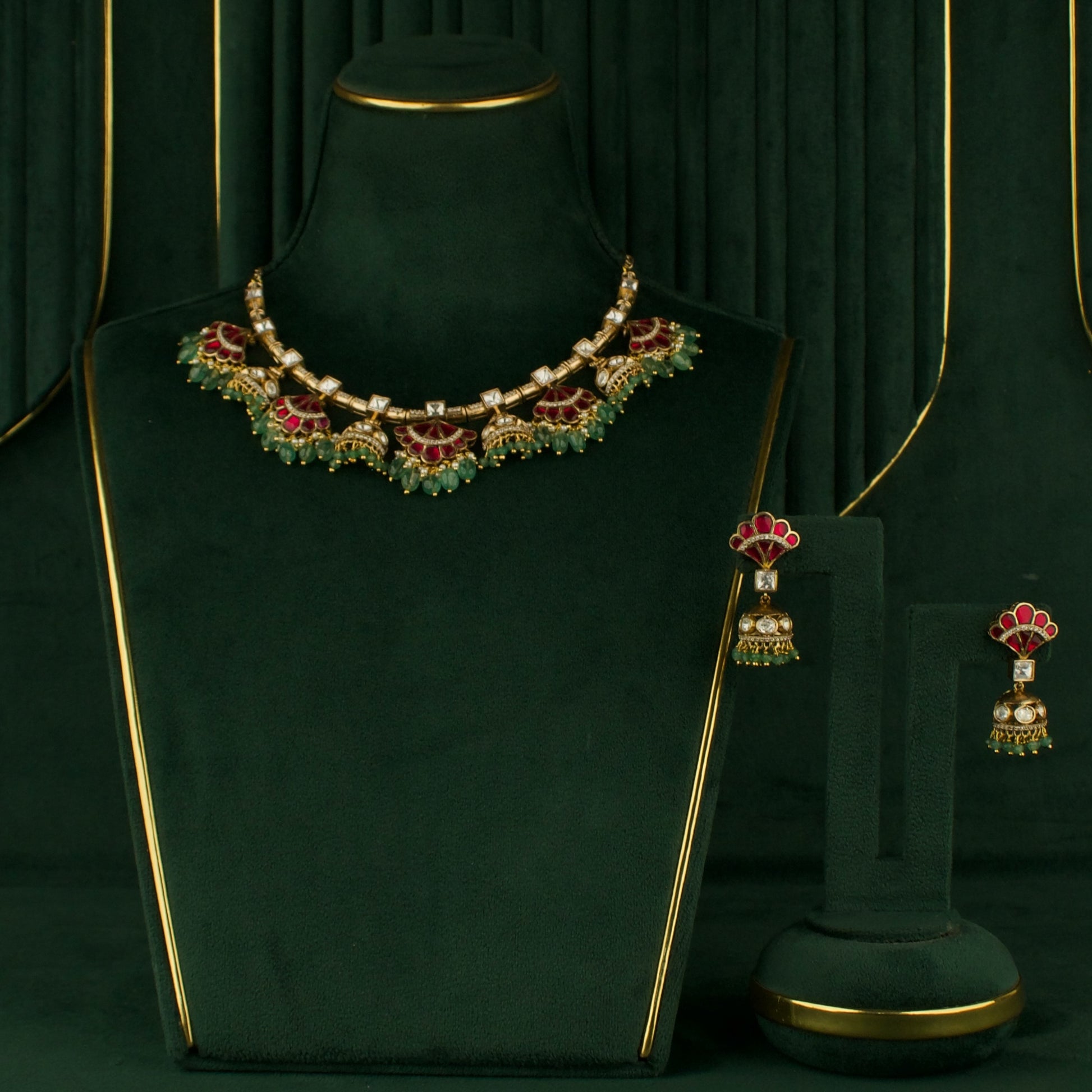 Graceful Sleek Butta ChandBali Design Polki Victorian Necklace Seth