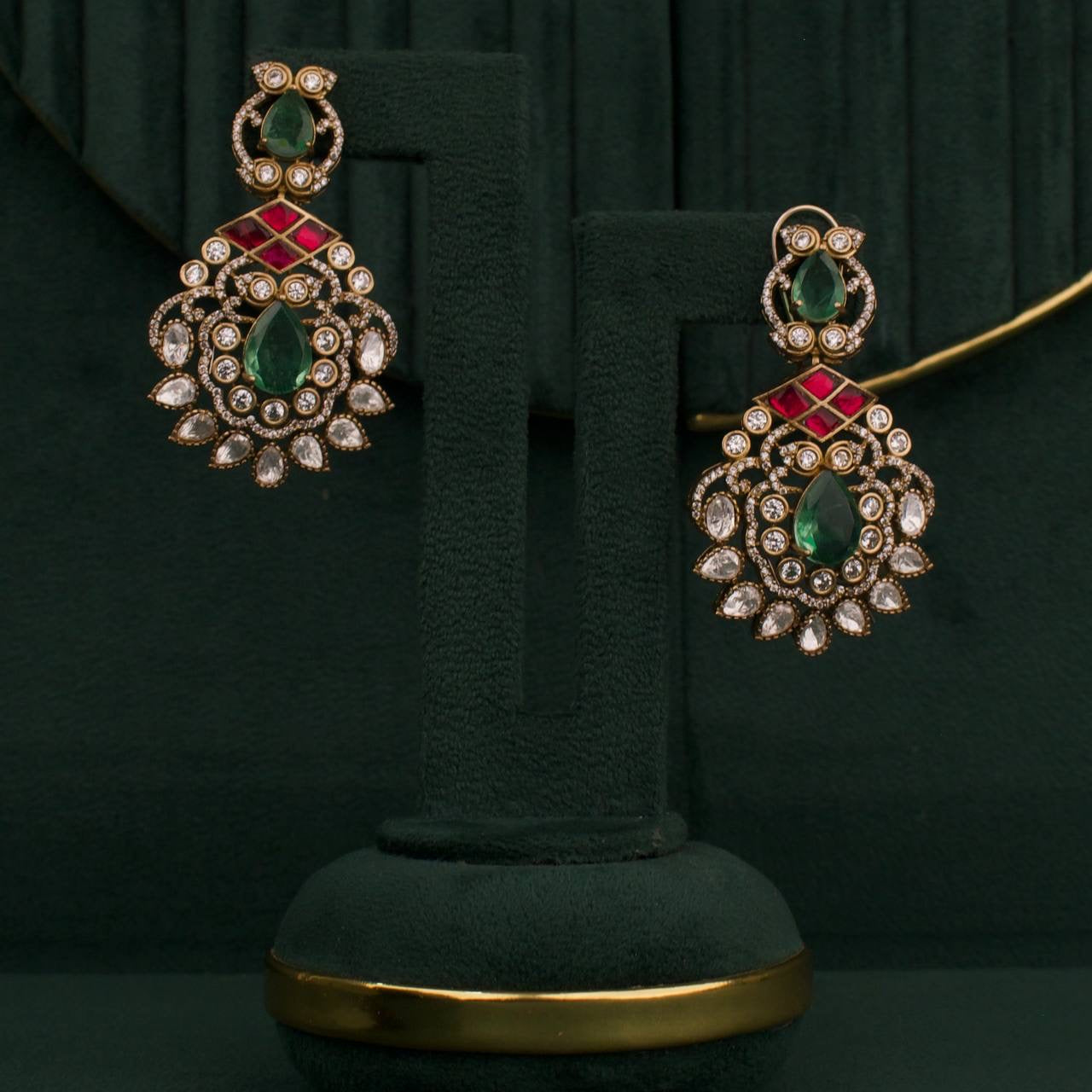 Victorian Kundan Moissanite Polki Necklace Set With Matching Earrings