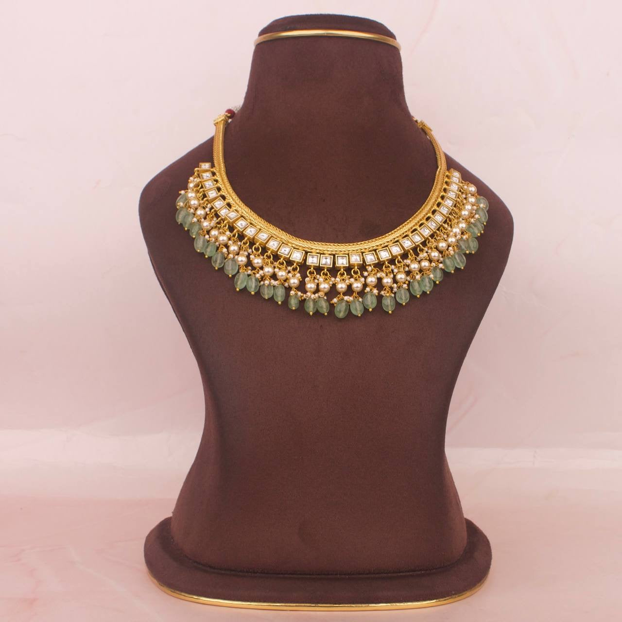 Simple Sleek Jadau Kundan Stone Nantad Chain Necklace