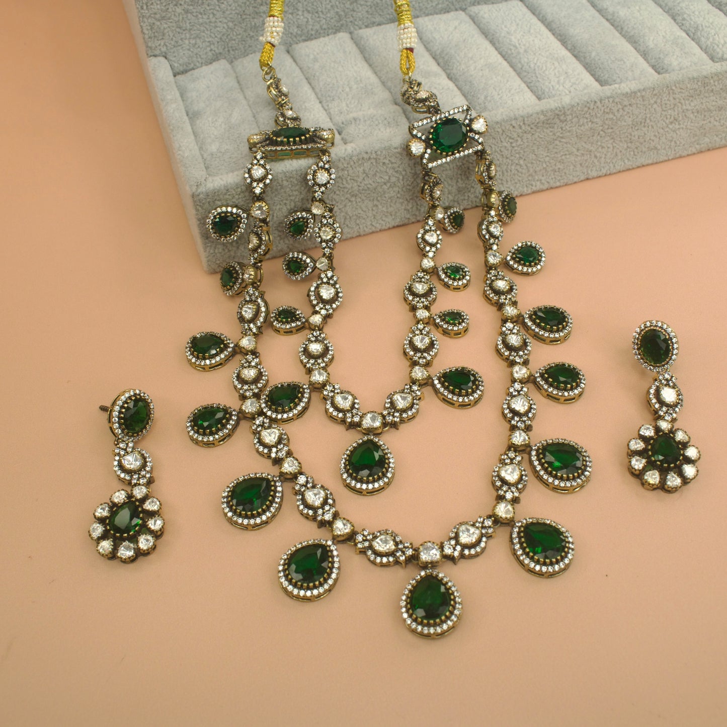 Imperial Harmony: Victorian Two-Step Polki Necklace Set with high quality Victorian finish