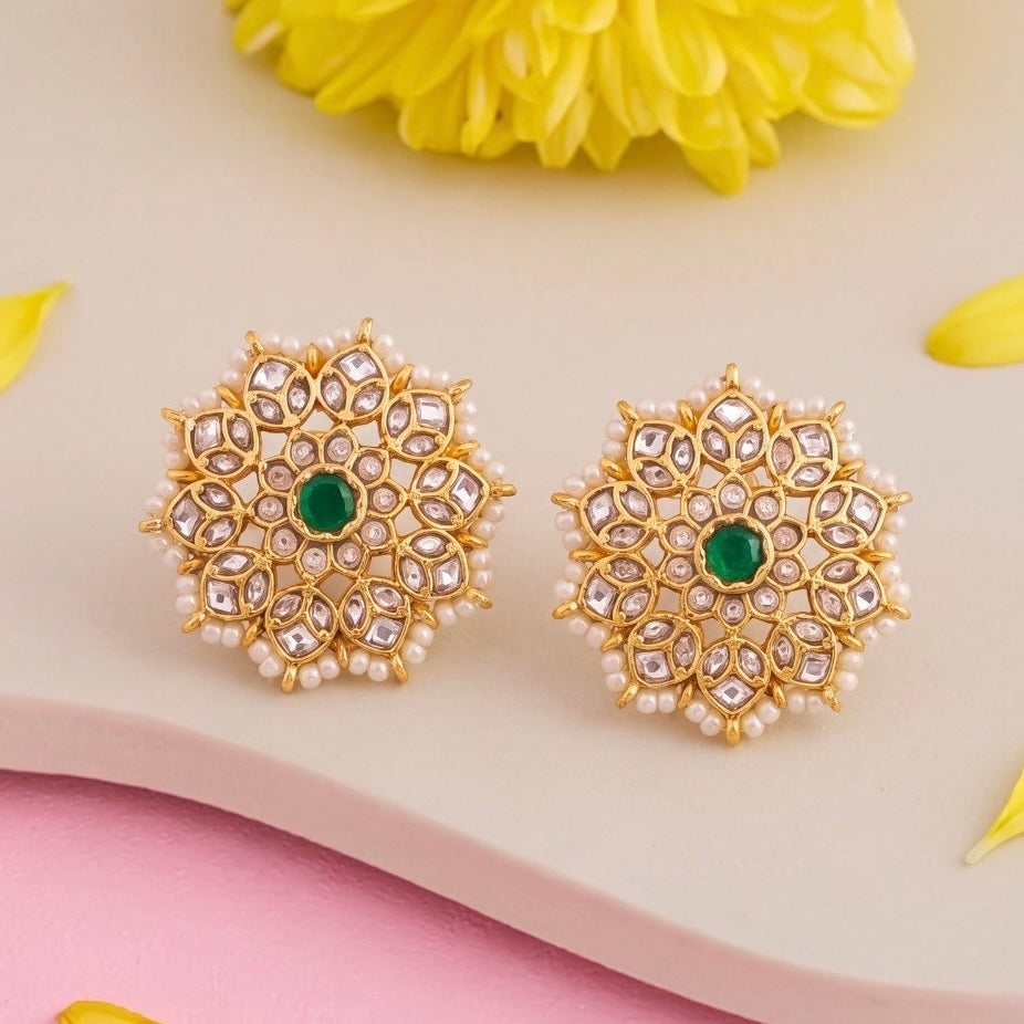 Elegant Jadau Kundan Stud Earrings With Pearl Bordering