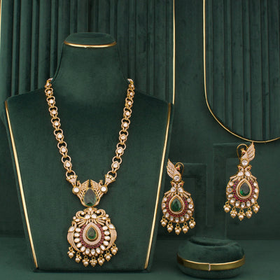 Designer Victorian Necklace Set With Matching Earrings