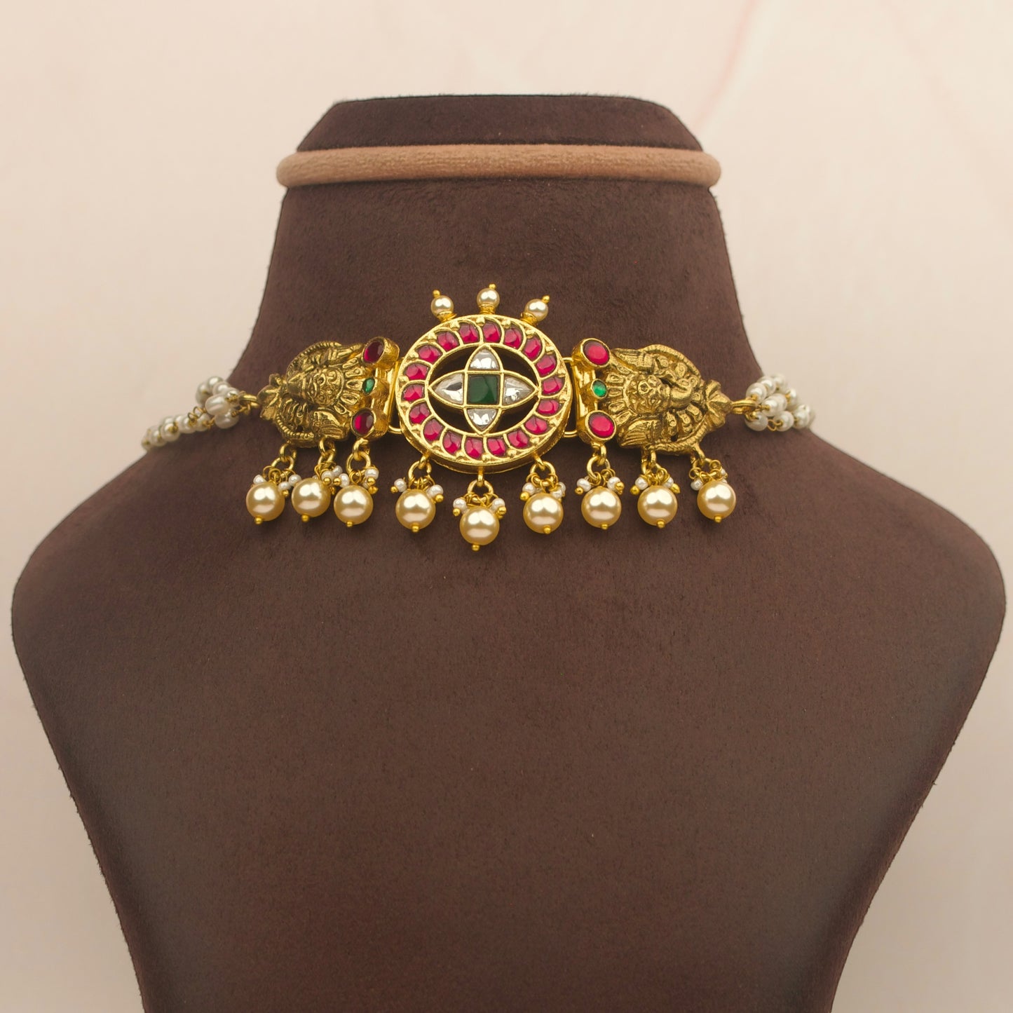 Nakshi Kundan Pearl Choker