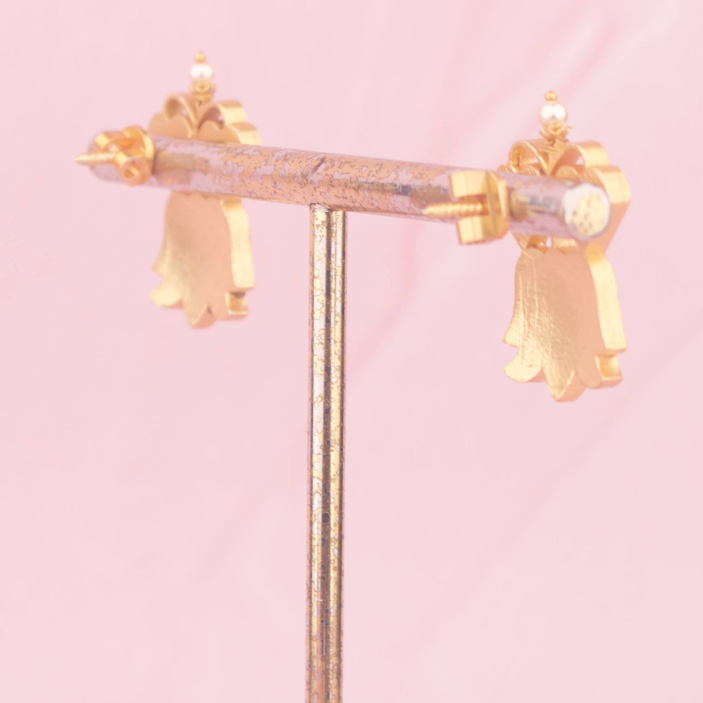 Lotus Design Jadau Kundan Necklace With Earrings