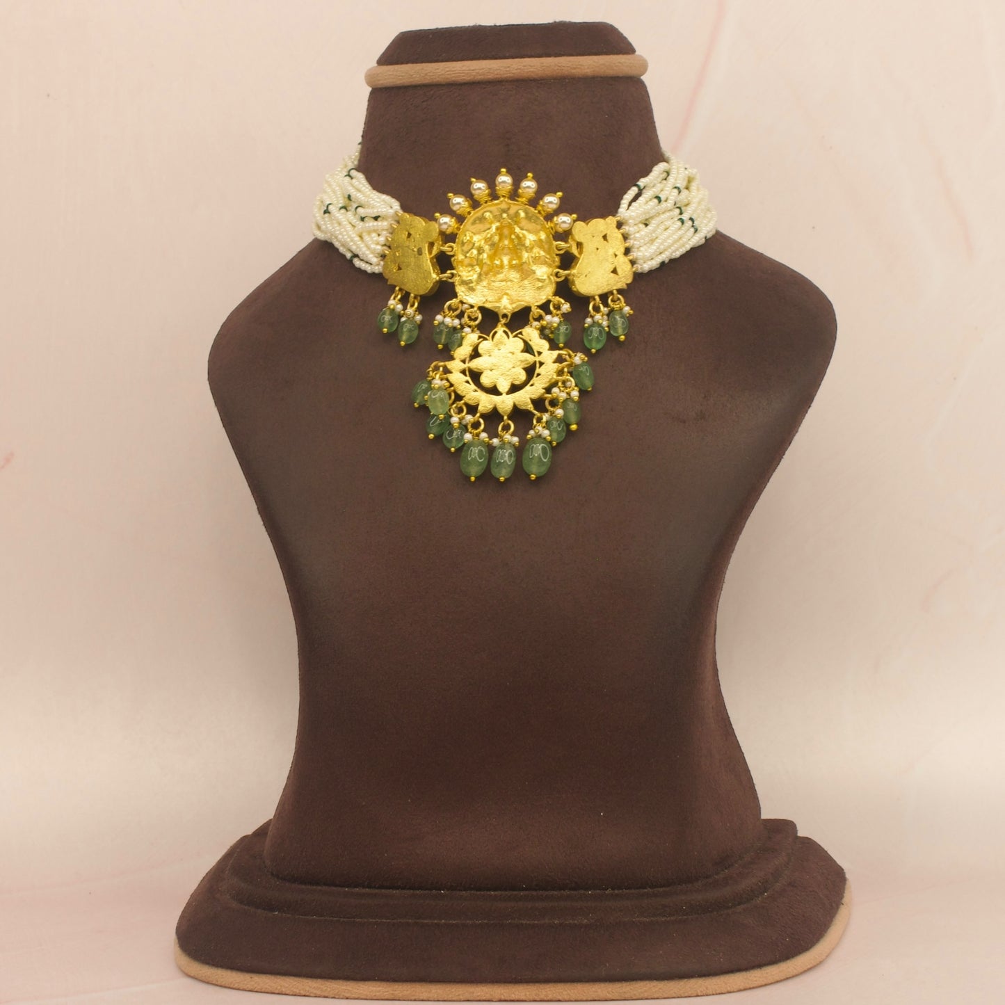 Laxmi Jadau Kundan Pearl Choker