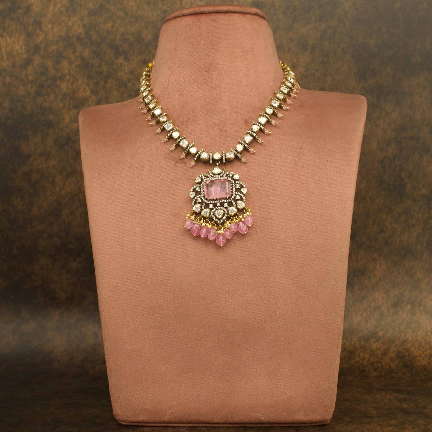 Sleek Victorian finish polki necklace set with earrings