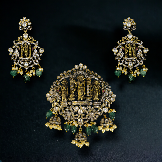 Ram Parivaar Victorian Pendant Set with pearls & onyx beads