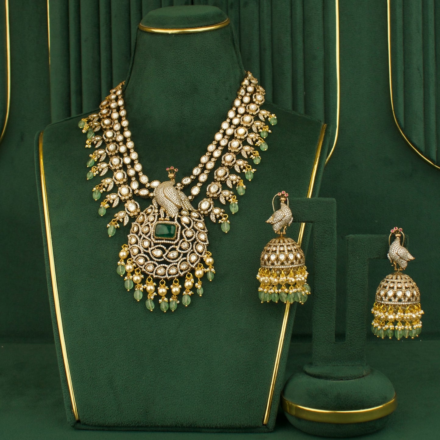 Bridal Edition : Victorian Necklace Set With Earrings