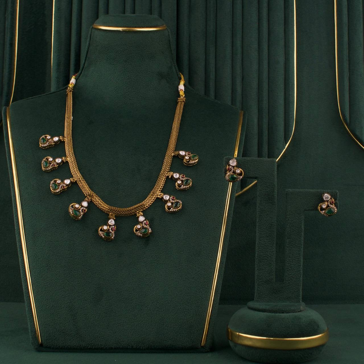 Victorian Nantad Chain Peacock Design Necklacee