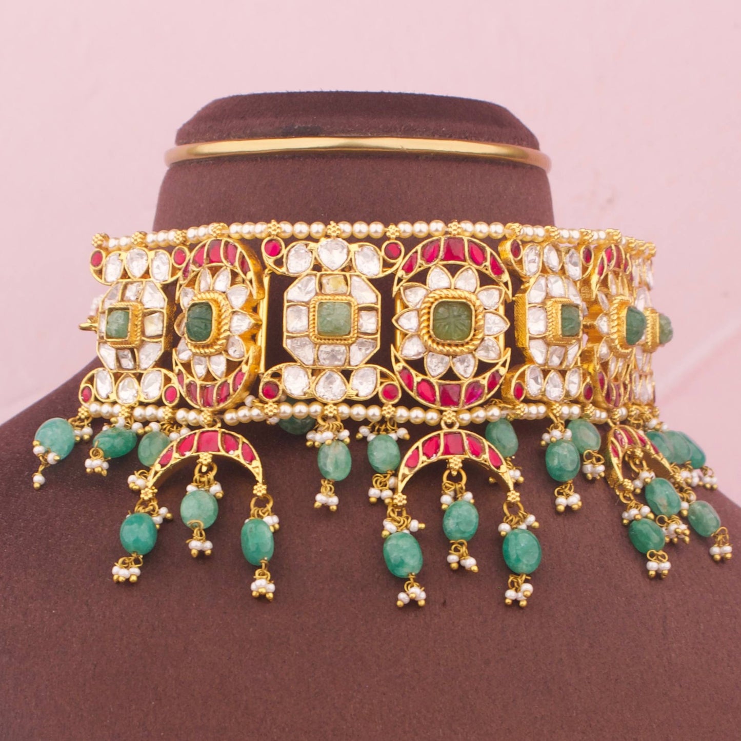 Close-Up Detail View of Classic Jadau Kundan Polki Choker With Chand Detailing | Dulhan Jewels
