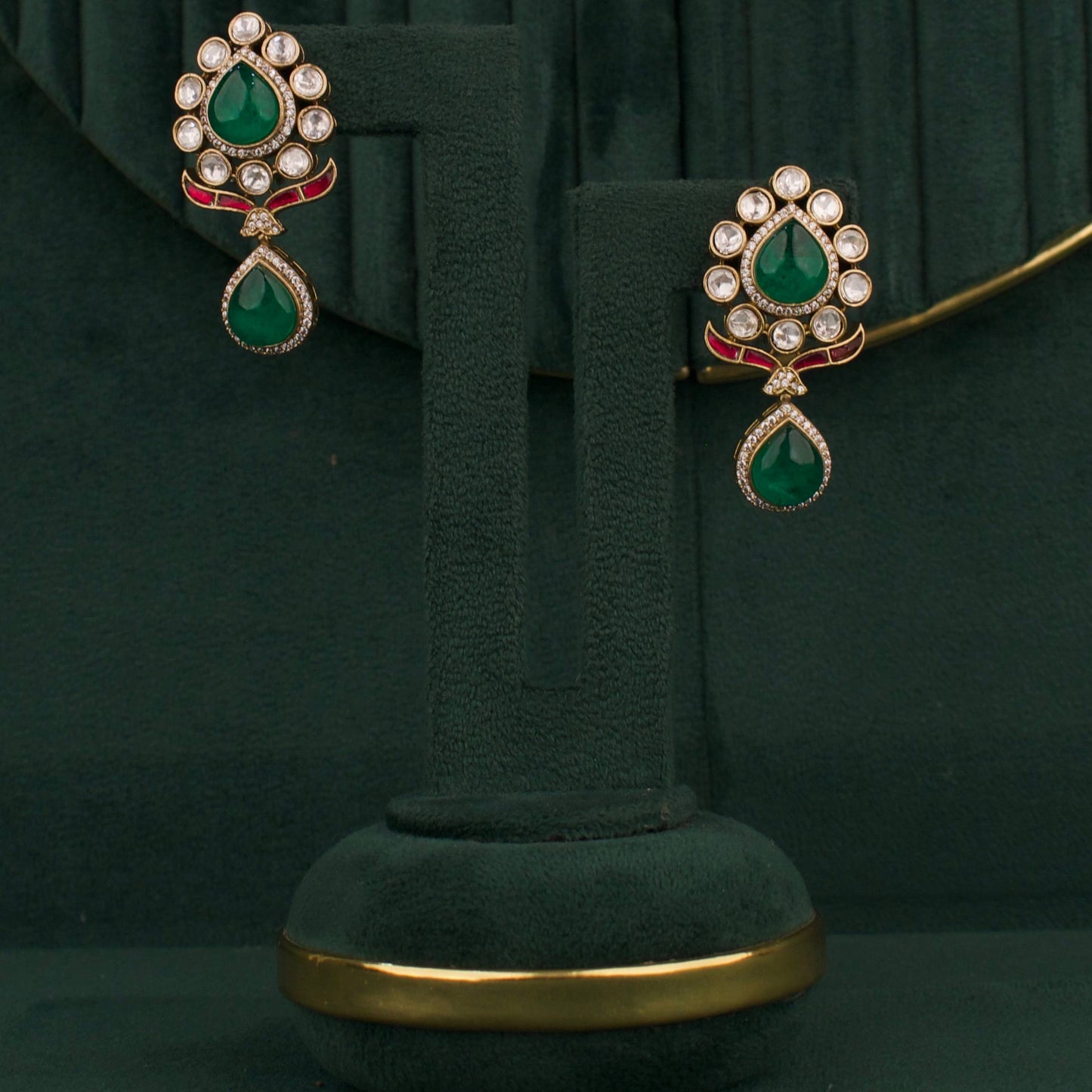 Trending Victorian Polki Fusion Kundan Necklace Set