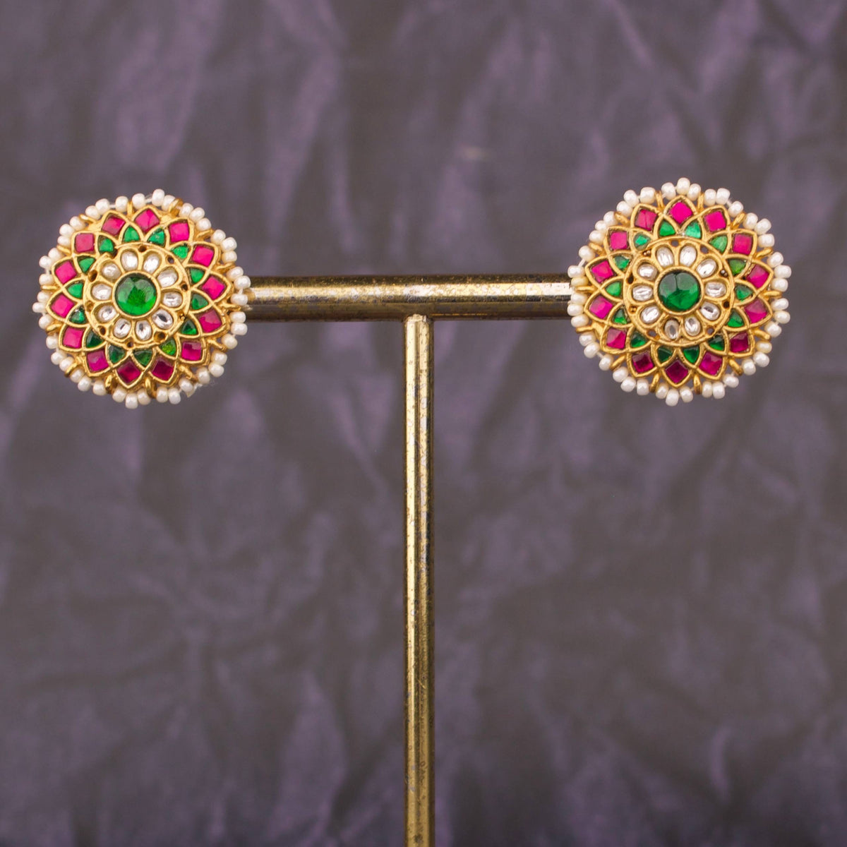 Grand Jadau Kundan Floral Stud Earrings With Emerald And Pearl Border