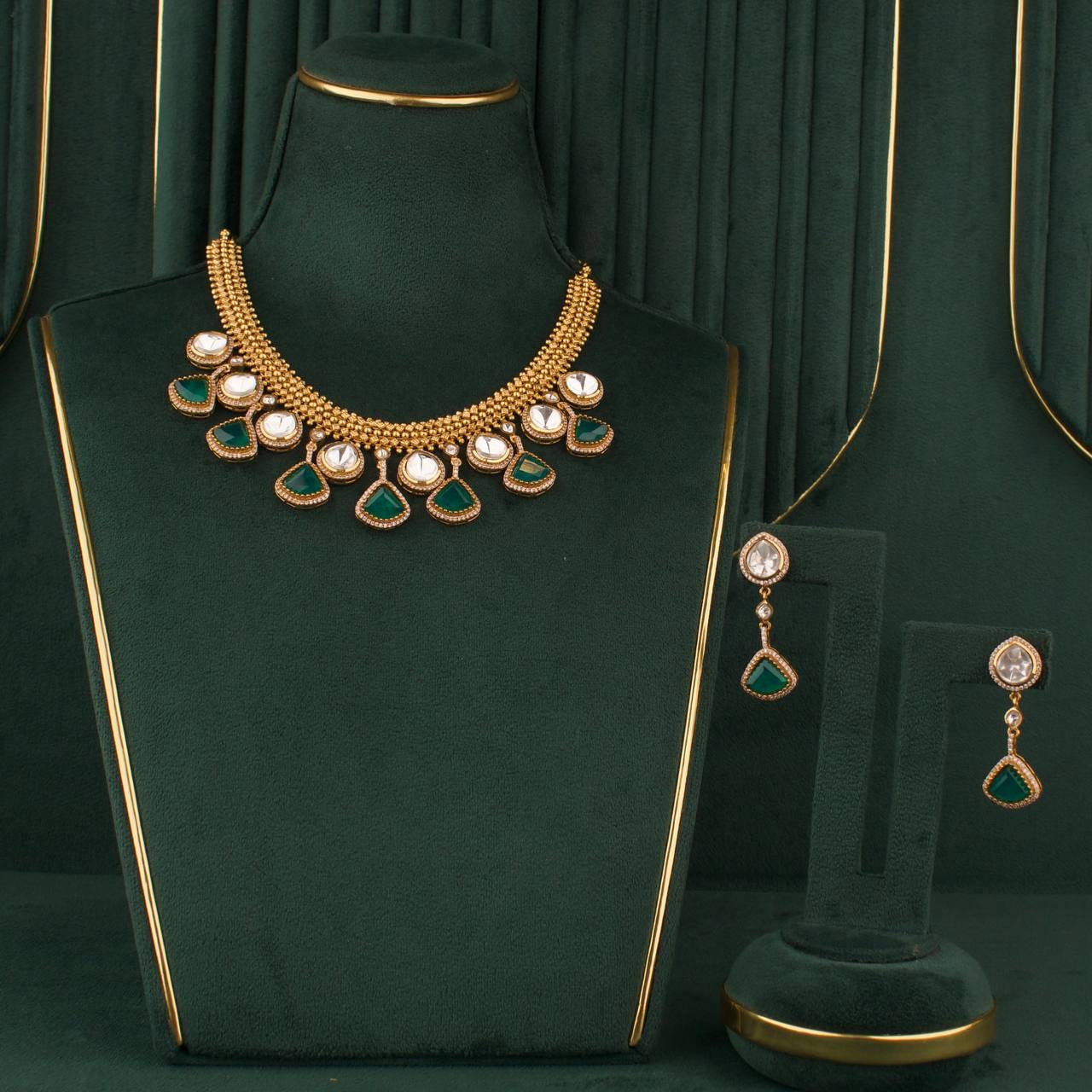 Elegant Polki Emerald Nantad Chain Necklace Set