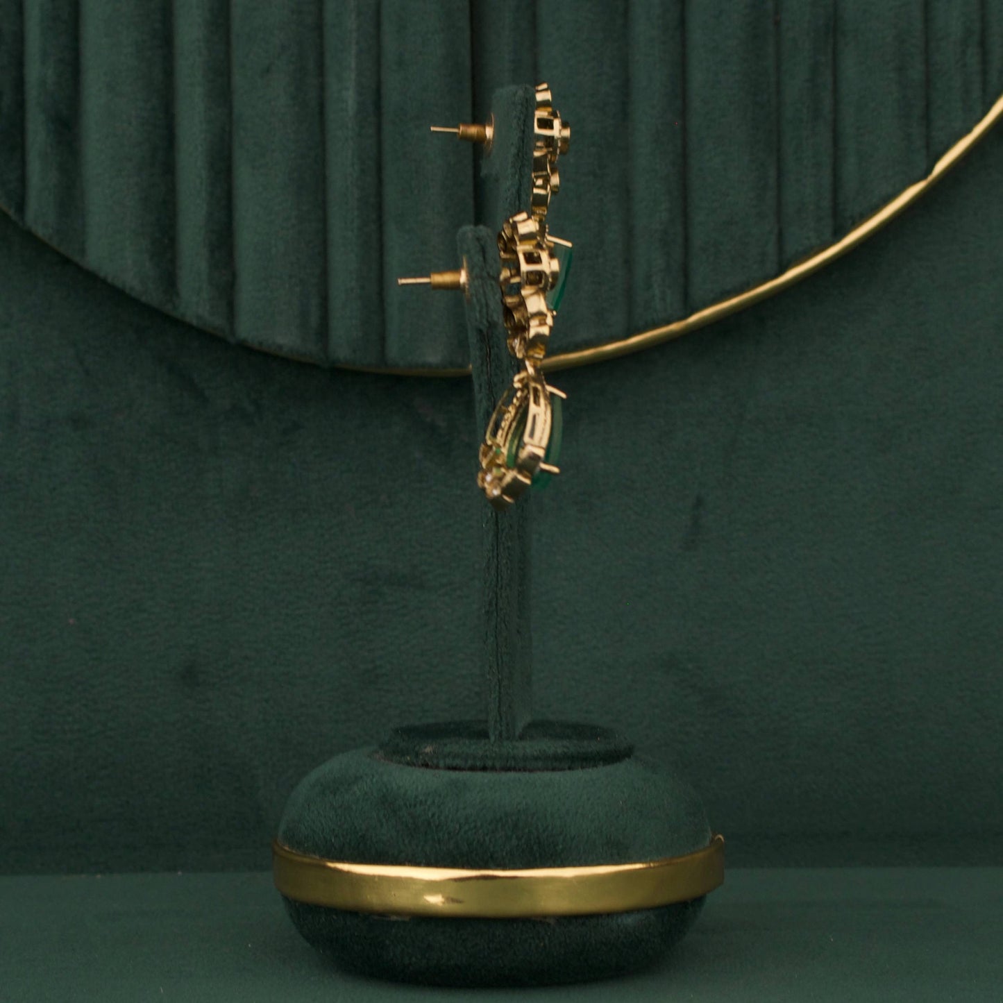 Elegant Victorian Polki Necklace Set With Emerald Drops