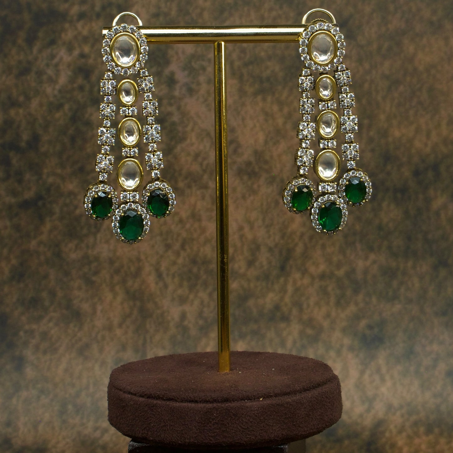 Splendid Grandeur: Victorian Necklace Set with Earrings