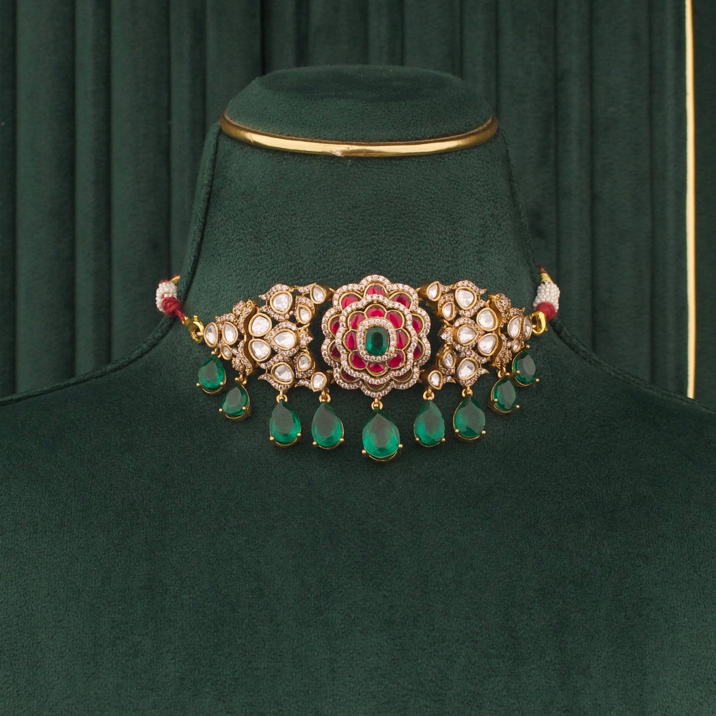 Stylish Victorian Choker With Matching Earrings