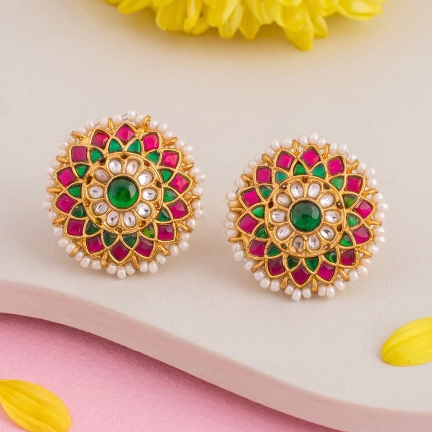 Grand Jadau Kundan Floral Stud Earrings With Emerald And Pearl Border