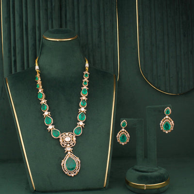 Radiant Victorian Necklace Set With Matching Earrings